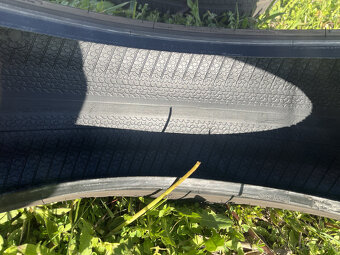 Predám pneumatiky GOODYEAR EFFICIENTGRIP PERFORMANCE 195/55 - 5