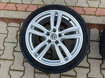 Audi VW mercedes skoda 5x112 235/40 18 - 5