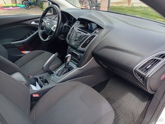 FORD FOCUS HATCHBACK 2.0 TDCi KUPENE v SR - 5