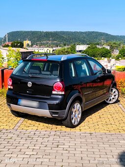Volkswagen Cross Polo 1.4 benzín, 2009 - 5
