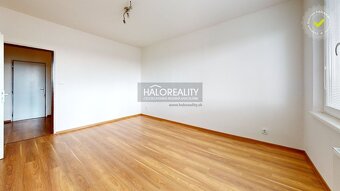 HALO reality - Predaj, trojizbový byt Lučenec, Opatová - EXK - 5