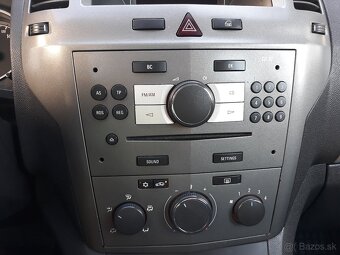 Predám opel zafira 1.9 CDTI 74kw rok 2008 7miestne - 5