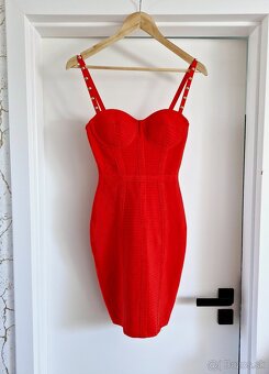 NOVE Guess letne,zimne monogram saty XS - M - 5