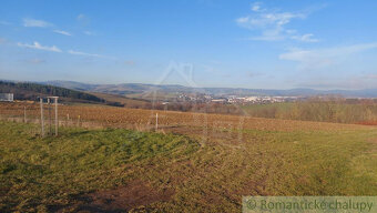 Pozemok nad Myjavou, s pekným výhľadom, 40 árov na predaj, - 5