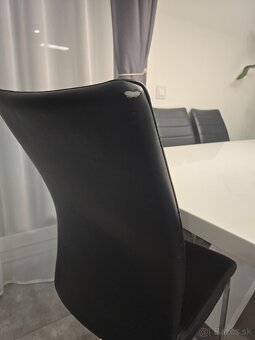 Jedálenský stôl a stoličky - 5