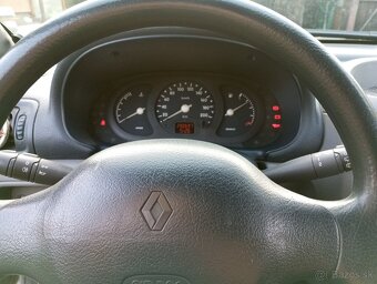 Renault Clio 1.2 - 5