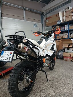 Ktm 990 adventure - 5
