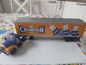 1:43 Mack kamión - 5