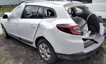 Renault Megane 1.6 2011 predám MOTOR K4MV8, PREVODOVKA 5 rýc - 5