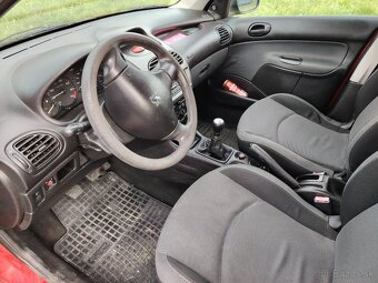 Peugeot 206 1.4 benzín - 5