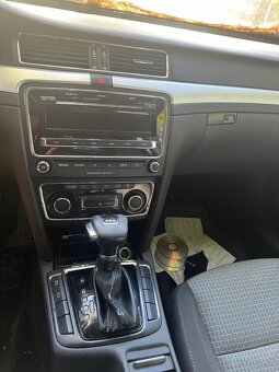 Rozpredám na diely Škoda Superb II 2.0 TDI CFF CR automat - 5