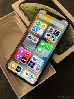 iPhone X 64GB black - 100% batéria - 5