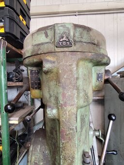 Stolová vŕtačka TOS - 5