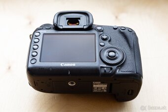 Canon 5D mark III - 5