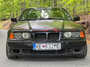 BMW e36 320i coupe - 5