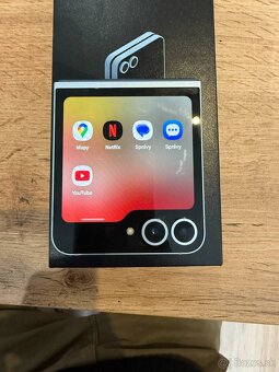 Samsung Z flip 6 /256 gb - 5