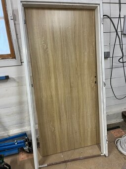 Darujem interiérové dvere a predám oceľovú zárubňu 90P - 5