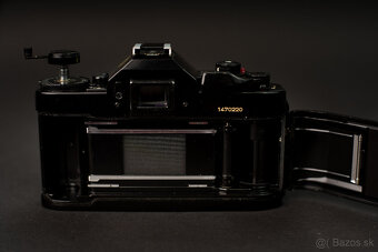 Canon A-1. FD 1:8/50mm - 5