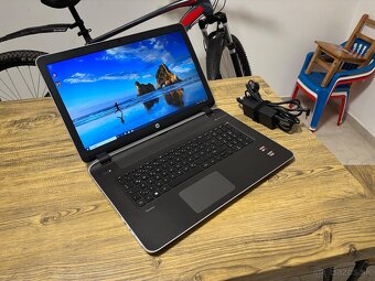17.3"/HP Notebook/8GB RAM DDR3/1TB SSHD/2x Grafická karta 2 - 5