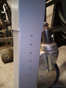 Výškovo nastaviteľné nohy - 5