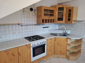 Kuchynská linka, nábytok a spotrebiče - 5
