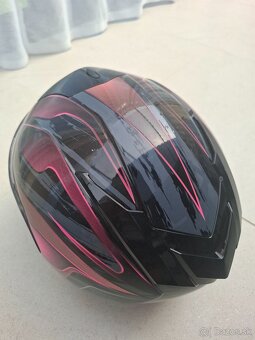 W-tec TEC V126 Prilba - 5