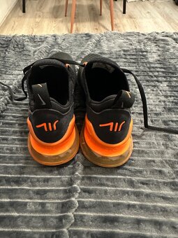 Nike Air Max 270 - 5