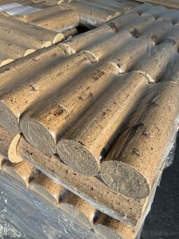 Brikety, pelety, pal. drevo. - 5
