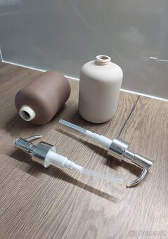 Zásobník/dávkovač na mydlo - 4ks - 5