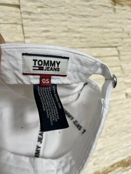 Šiltovka Tommy jeans - 5