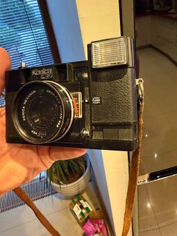 Konica C35 AF - 5