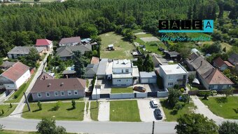 Exkluzívny villa dom s bazénom - 5