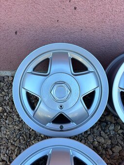 4x100 R13 Škoda Felicia, Favorit - 5