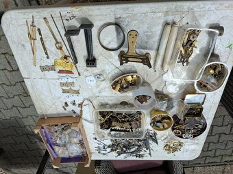 NÁHRADNÉ VECI NA HODINY - 5