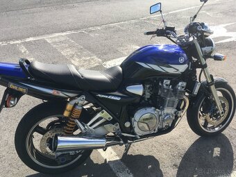 YAMAHA XJR 1300 - 5