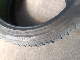 Letné gumy 275 40 r20 - 5