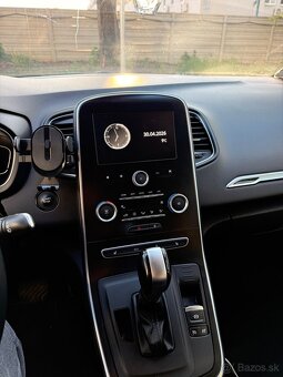 Renault Grand Scenic 4 - 5