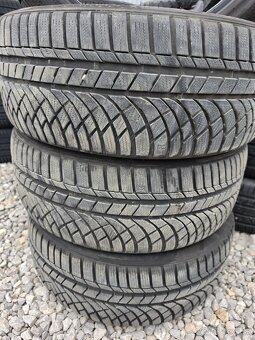 235/45 R19 99V M+S KUMHO Wintercraft WP72 - 5