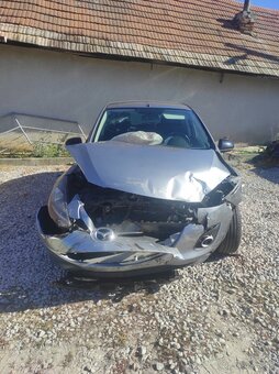 Mazda 2 (2013), 1.3 benzín, 128 000 km - 5