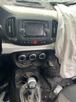 Rozpredám na diely Fiat 500L 1.4 16V 843A1000 - 5