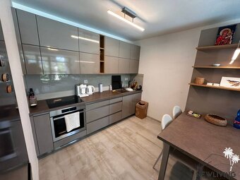 NA PREDAJ 2IZ. APARTMÁN V LUKRATÍVNEJ ČASTI MESTA PIEŠŤANY S - 5