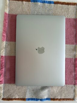 MacBook Air 13" 2020 - 5