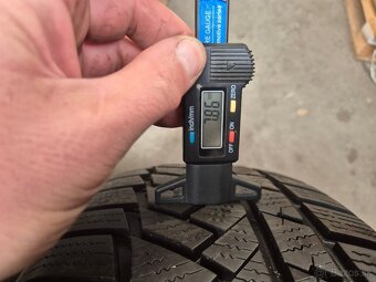 235/65 r17 zimné 4 ks CONTINENTAL dezén 7,8 - 6,6 mm DOT2020 - 5