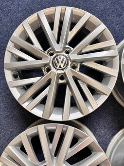 5x112 R6 originál alu disky Volkswagen T-Roc - TOP STAV - 5