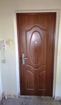 Rúbanisko I-3-izbový byt 58m2,v štádiu začatej rekonštrukcie - 5