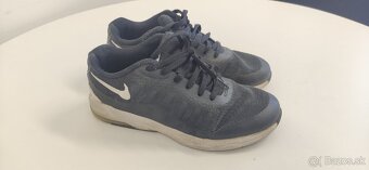 Predám kopačky NIKE (veľkosť 35) - 5