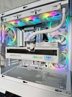 Ryzen 7 9800x3D, RTX 5090 32GB, 64GB RAM, 4TB SSD, 1200W - 5