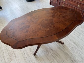 Predám túto vitrínu a stôl - 5