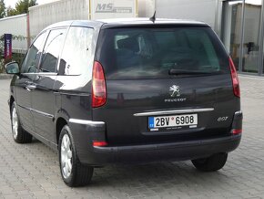 Peugeot 807 2.0 HDI NAVI, 7 míst el. dveře - 5
