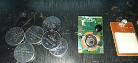 Blikajuce LED diody nalepovacie + baterka 3V CR2025 - 5